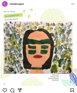 Dibujo infantil de mujer con los ojos tapados de verde, plantas al rededor 